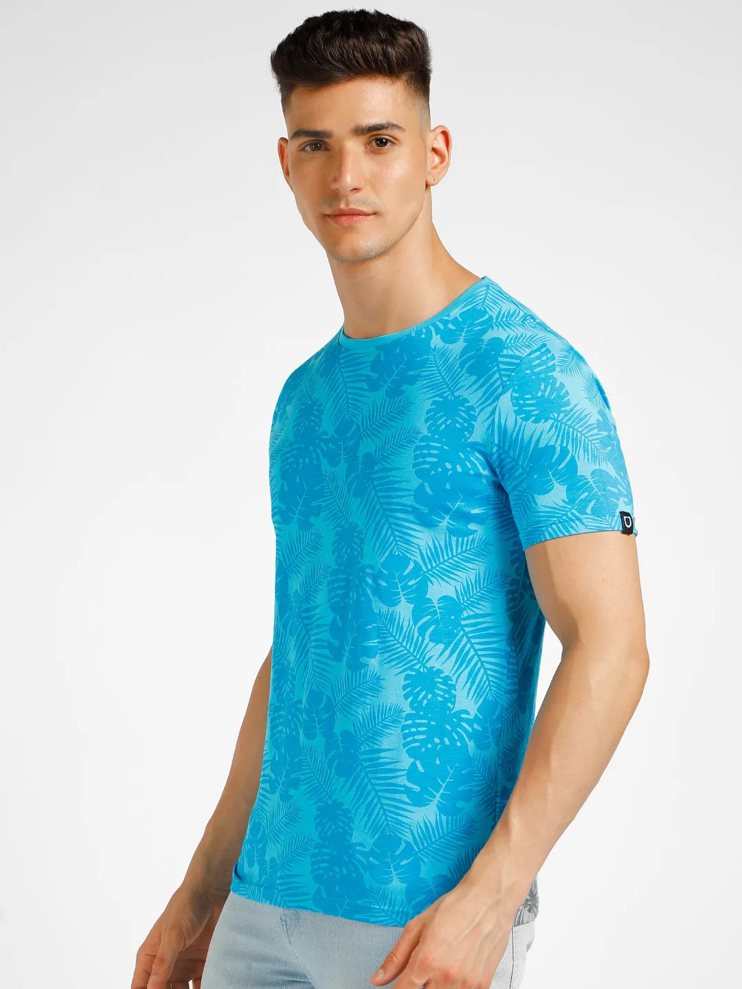 Men's Sky Blue Printed Round Neck Half Sleeve Slim Fit Cotton T-Shirt