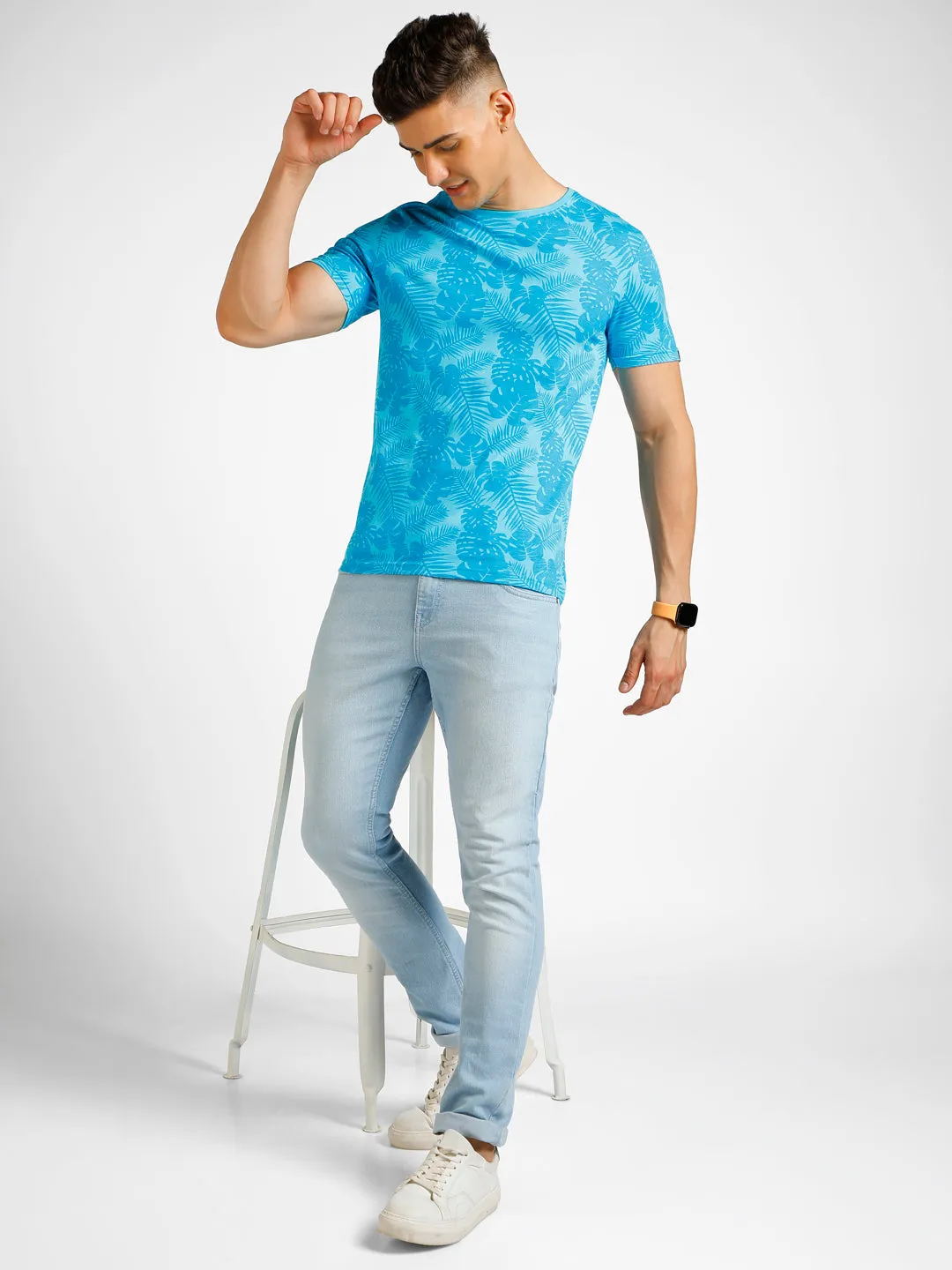 Men's Sky Blue Printed Round Neck Half Sleeve Slim Fit Cotton T-Shirt