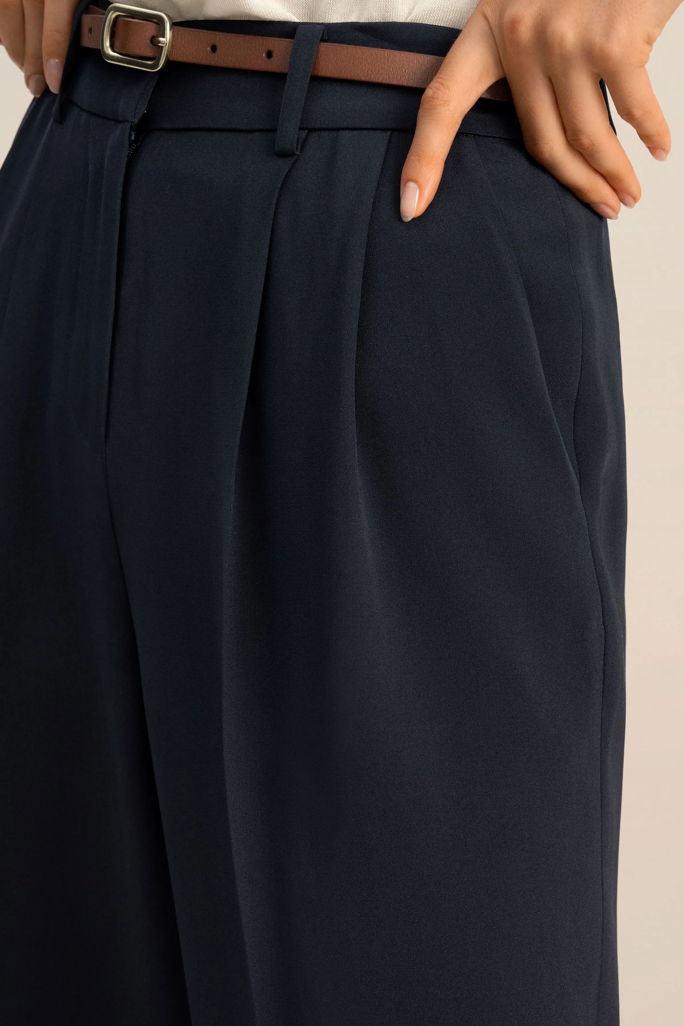 Timeless Pleated Wide-Leg Dense Silk Trousers - Midnight